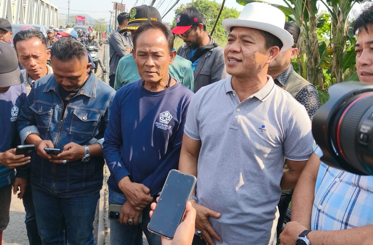 Tinjau Titik Rawan Banjir, KDS Siapkan Solusi Nyata Atasi Banjir Dayeuhkolot
